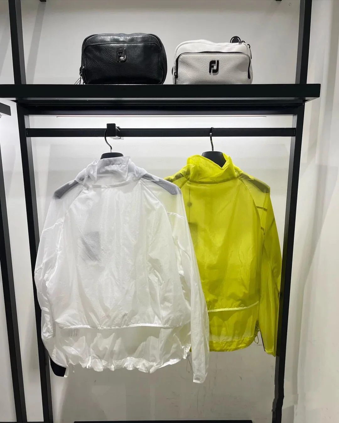 Unleash Your Golf Performance: Women's Lightweight Zip-Up Golf Jacket - Sun Protection in Style Outdoor sports and leisure