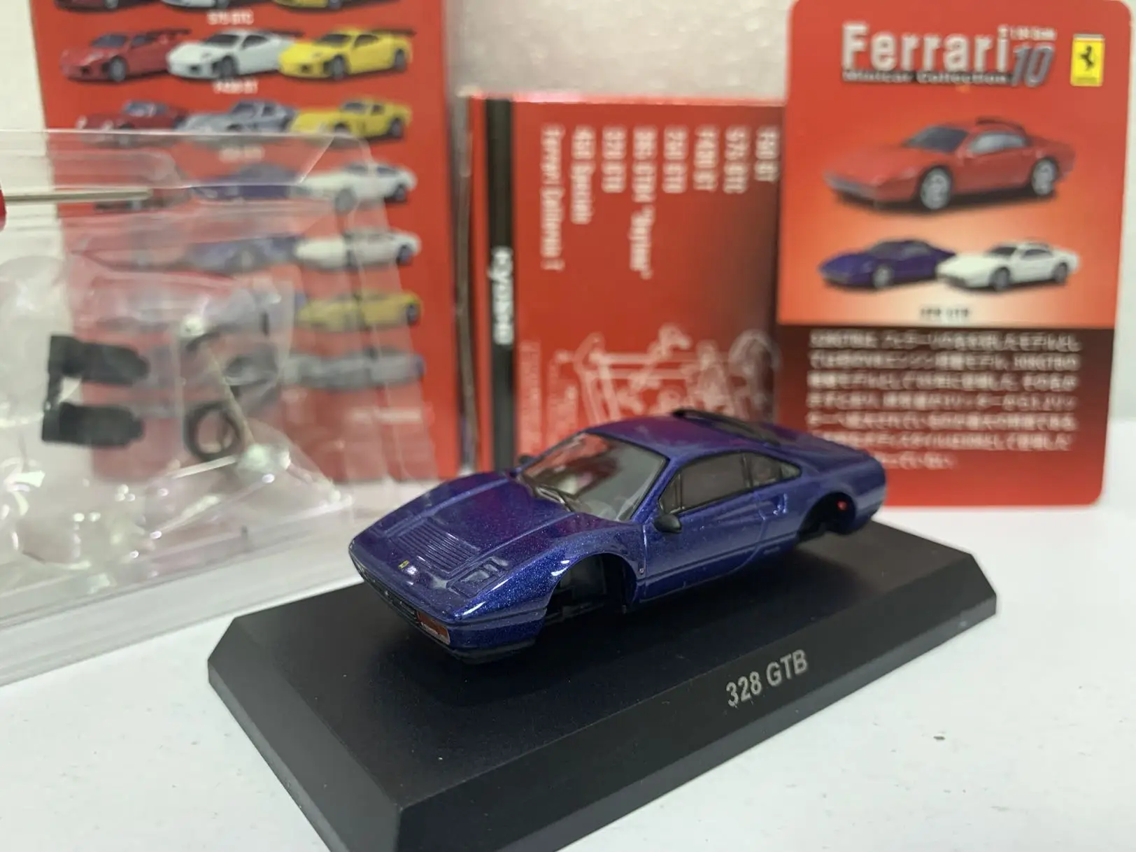 

Коллекционная модель тележки из литого сплава KYOSHO Ferrari 1/64 GTB 328