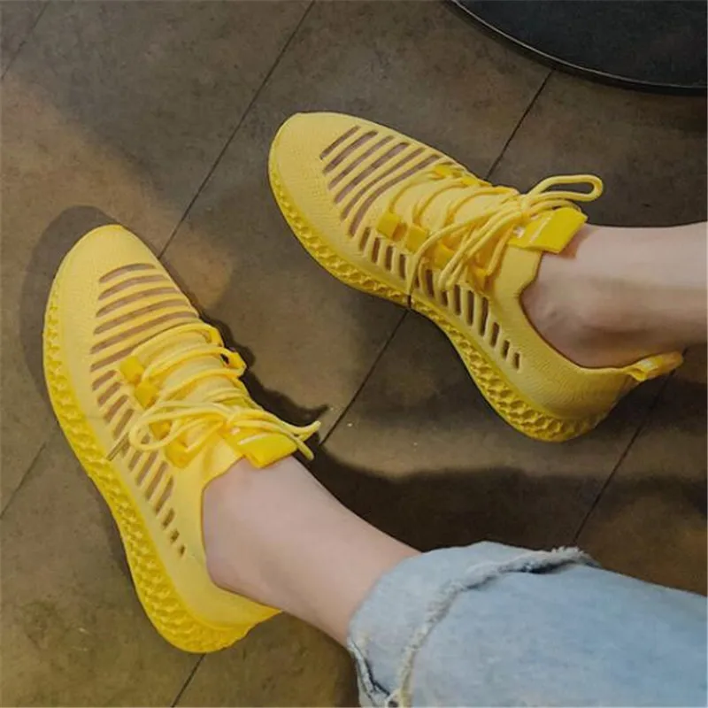 

2023 New Women Casual Shoes Fashion Breathable Walking Mesh Lace Up Flat Footwear Sneakers Women Yellow Vulcanized Shoes