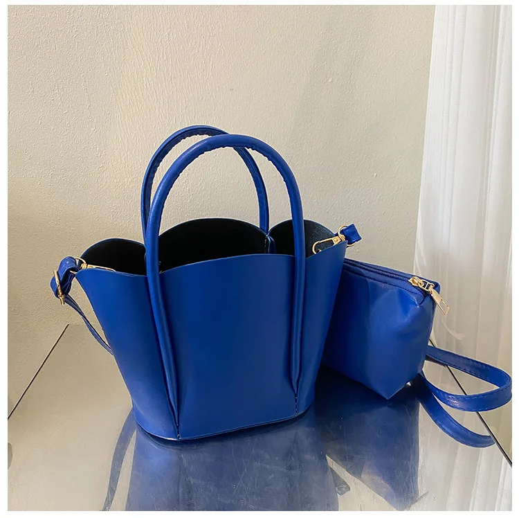 

Женские сумки, новинка 2022, женские маленькие сумки через плечо, сумка-мешок, модные сумки из 2 предметов, одна сумка-мессенджер, женская синяя...