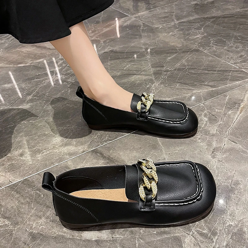 

Metal Chain Women Boat Shoes New Flats Shoes for Women Leather Black Shoes Woman Slip on Square Toe Ladies Casual Shoes Size 40