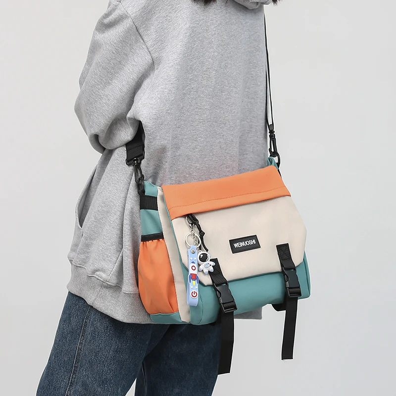 

Crossbody Lovers Fashion Brand 2022 New High-capacity Student Postman Bag Women Leisure Korea Shoulder Bag