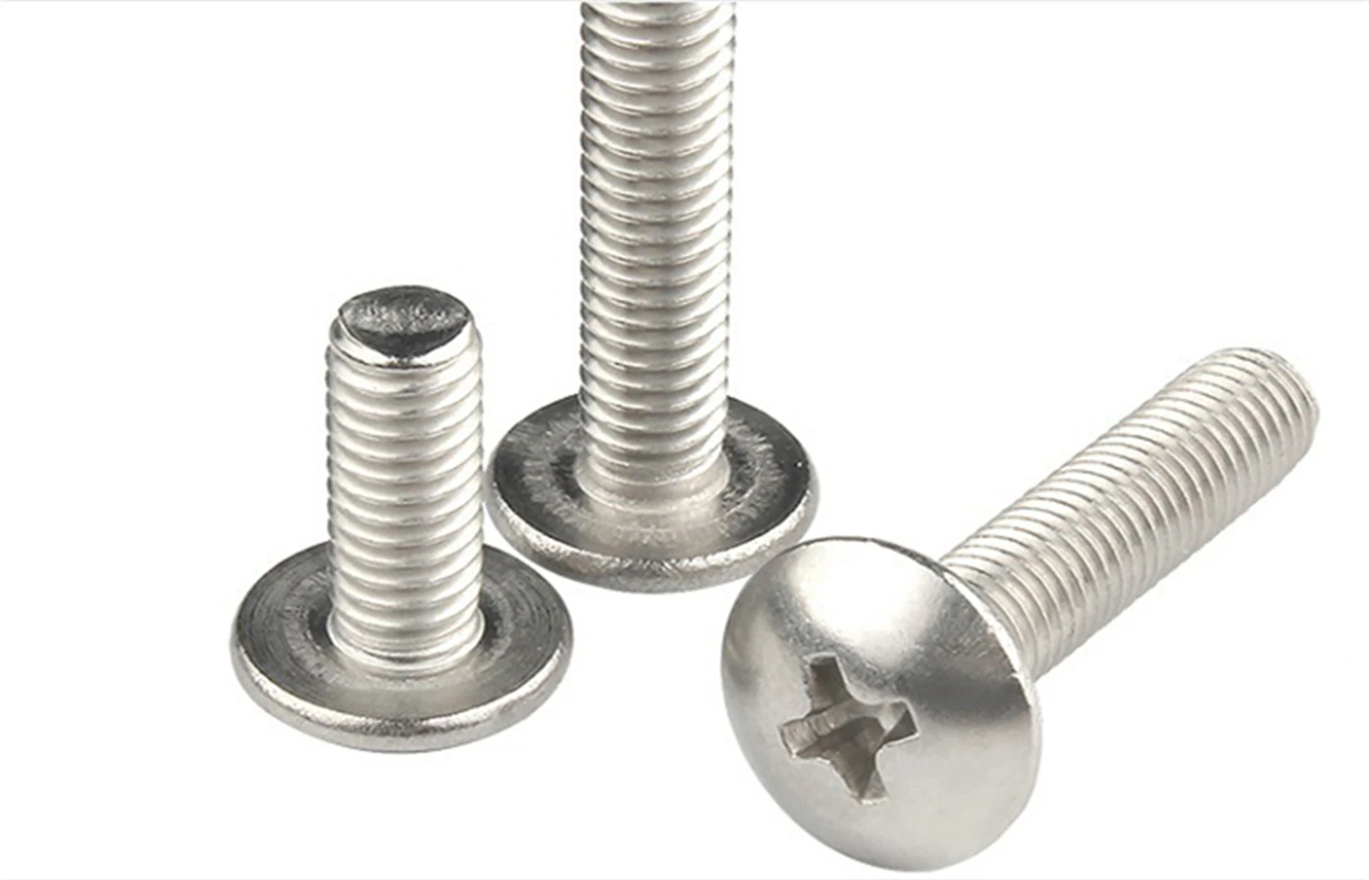 Маленькие болтики. Болт м4 с плоской шляпкой. 00. Болт m6 нержавейка под шлиц. Болт с плоской шляпкой под отвертку.