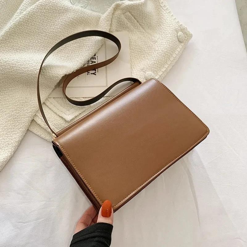

2022 New Fashion Shoulder bag women's brand retro solid color simple PU leather messenger fashion flip handbag underarm women's