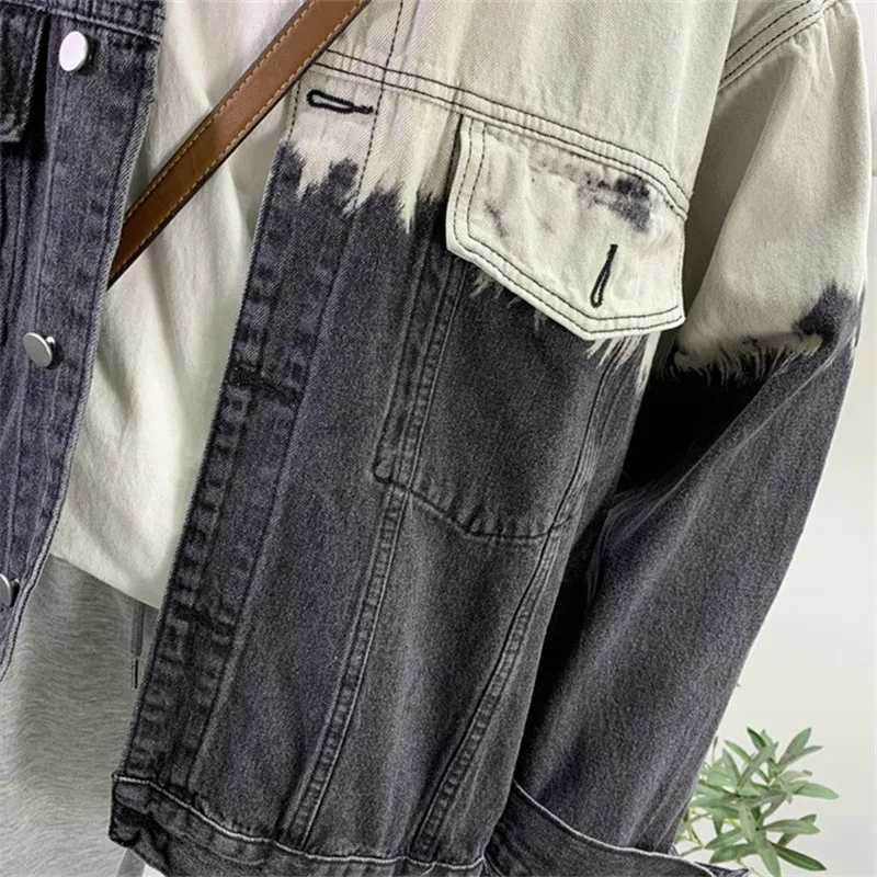 Джинсовая куртка женская с большими карманами винтажная Повседневная