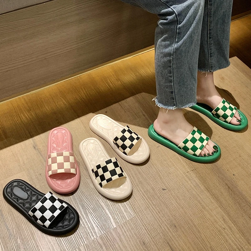 

JY 2022 Women's New Checkerboard Flat Casual Beach Slipper