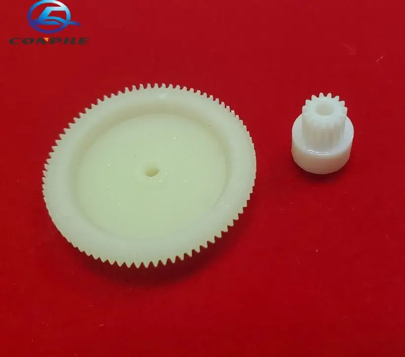 

2pcs gear for GRUNDIG recorder 1040RR series RR920 RR accessories 1020 1040