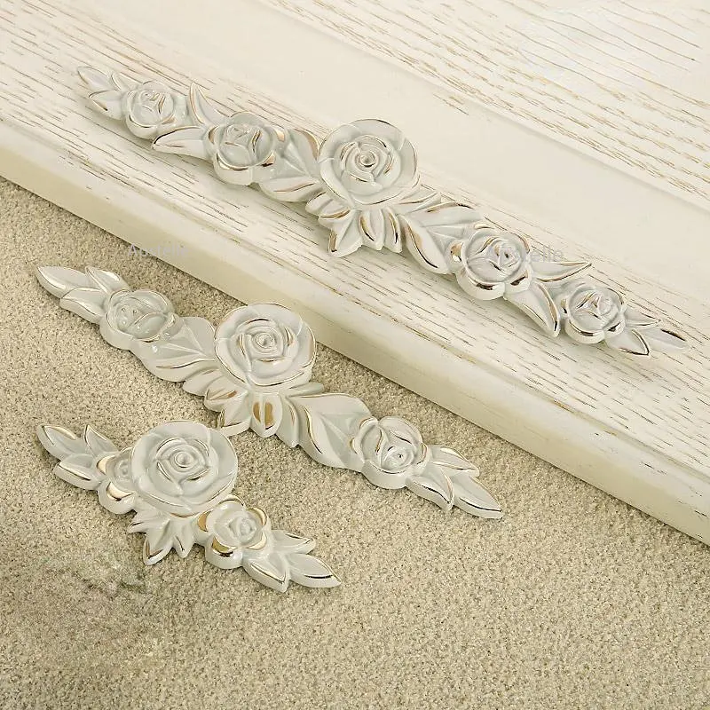 

Ivory White Rose Flower Kitchen Cabinet Handles Zinc Alloy Drawer Knobs Wardrobe Cupboard Door Pulls Furniture Hardware