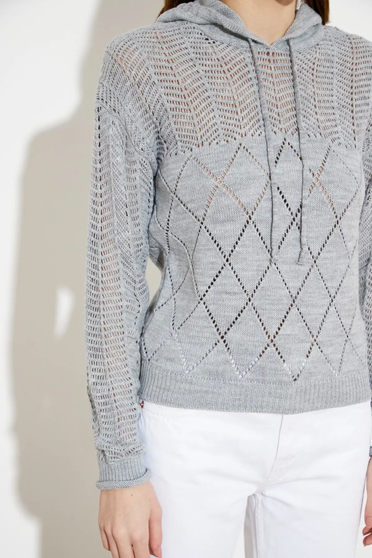 

Trendyol Hooded Knitwear Sweater TWOSS21KZ0015