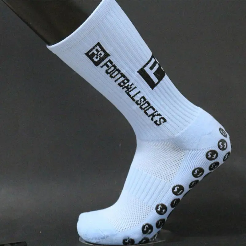 Breathable Football Socks Round Silicone Suction Cup Grip Outdoor Sport Yoga Socks Baseball Rugby Socks Mens Warm Sock Anti Slip