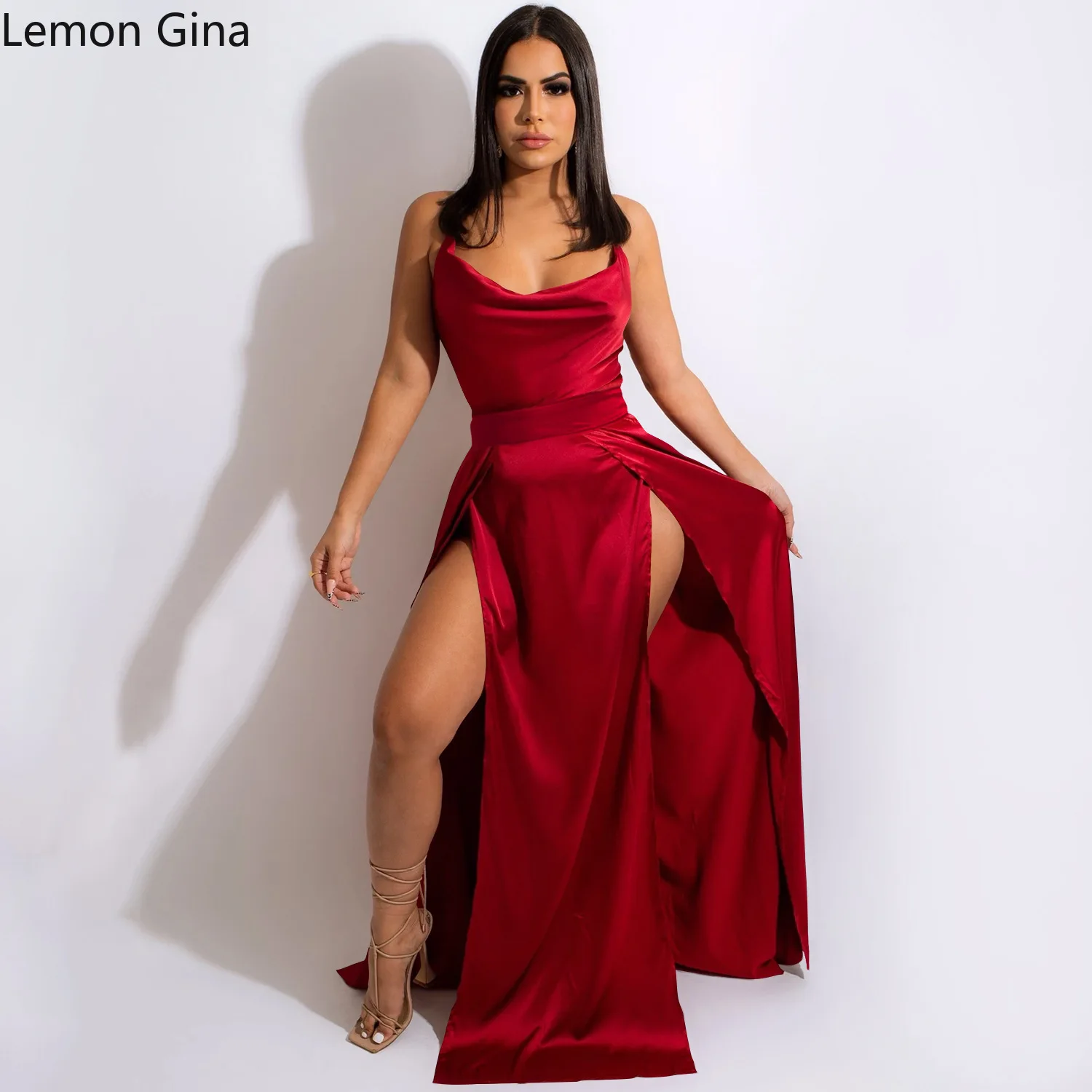 Платье длинное атласное с лямкой на шее высокой талией и разрезом сбоку - купить