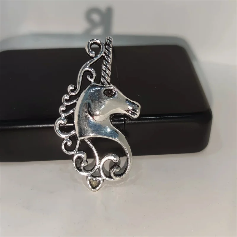 

Classic Silver 3D Unicorn Head DIY Alloy Badge For ZP Kerosene Petrol Lighter Handmade Decor Accessory Cigarette Supplies