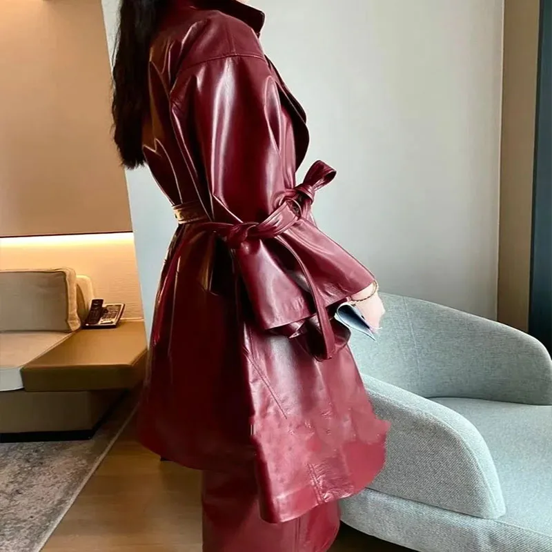 (Yihaodi Clothes) High class leather clothes for women in 2022 autumn and winter new style suit collar bell sleeve tie waist fas