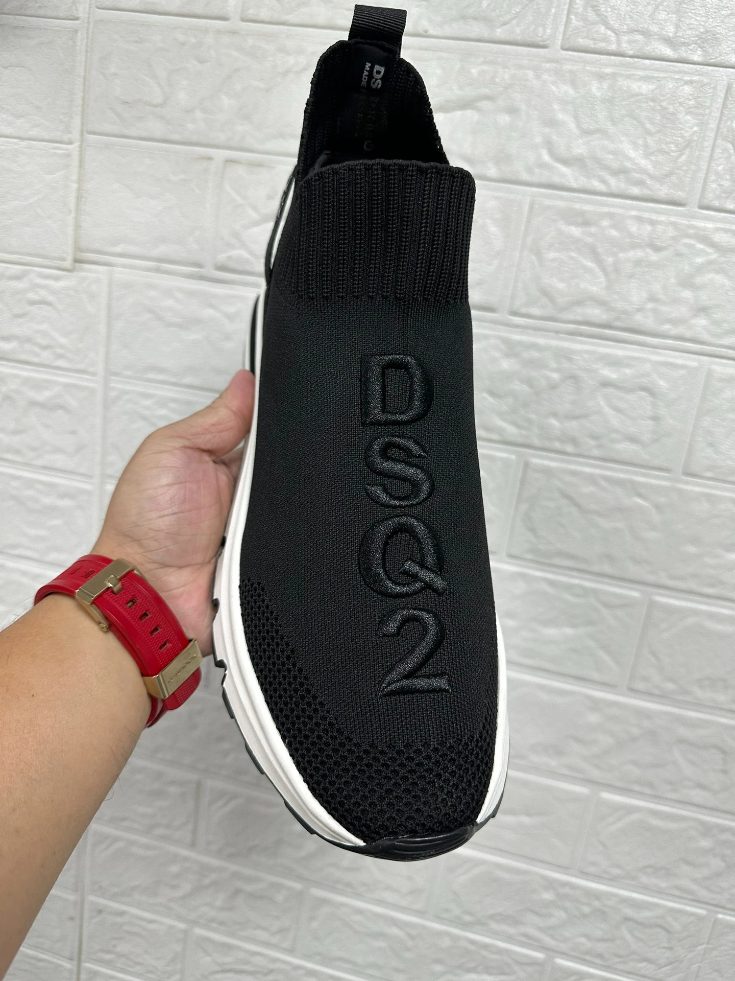 

Highstreet Men Italy Luxury Brand Embroidery DSQ2 Maple Leaf Casual Shoes Slip-on Sneakers Icon HEIGHTINCREASING Running Shoes