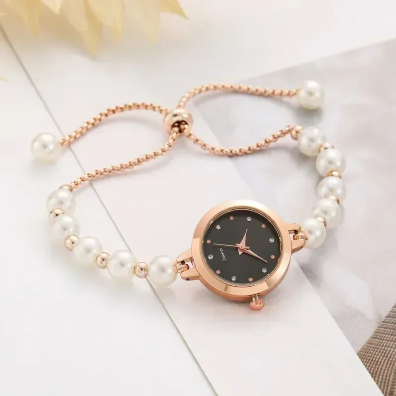 Часы женские кварцевые с жемчужным ремешком модные простые круглым маленьким