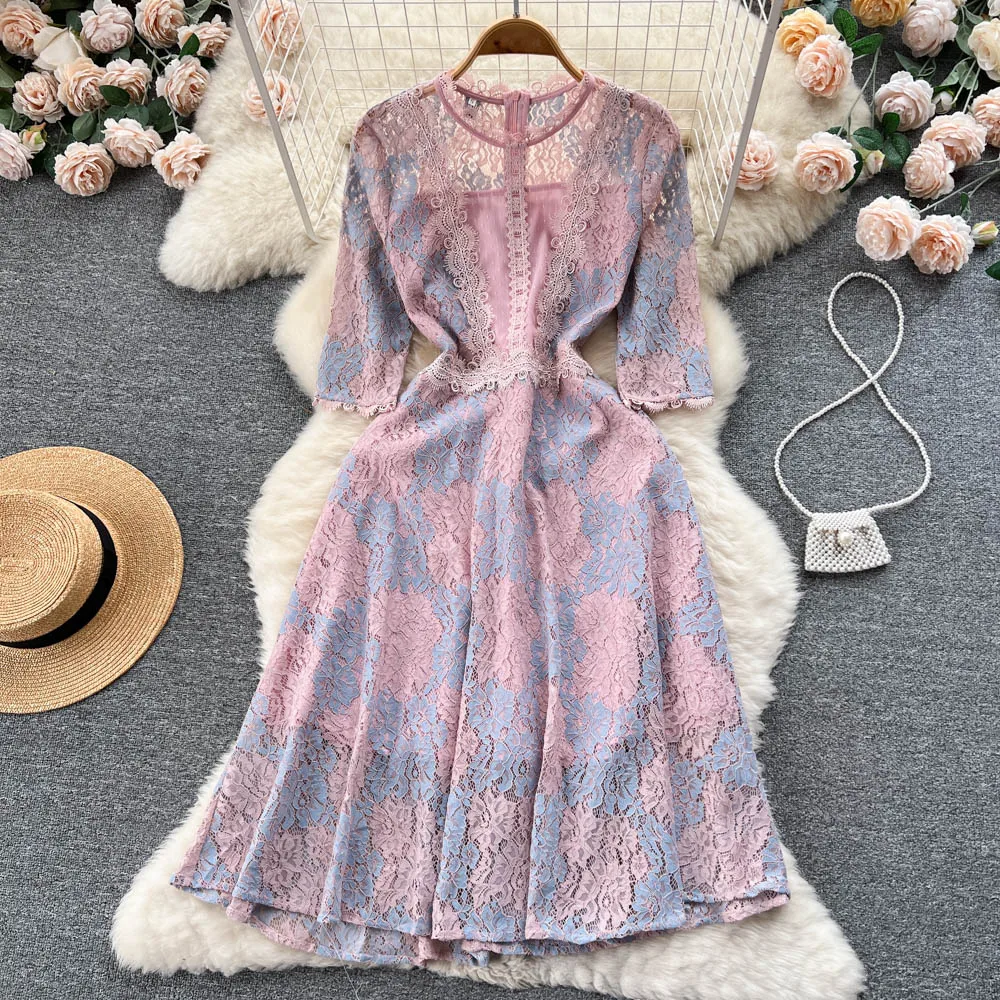 

Spring and Summer New Heavy Embroidery Lace Celebrity Senior Sense of A-line Pendulum Dress