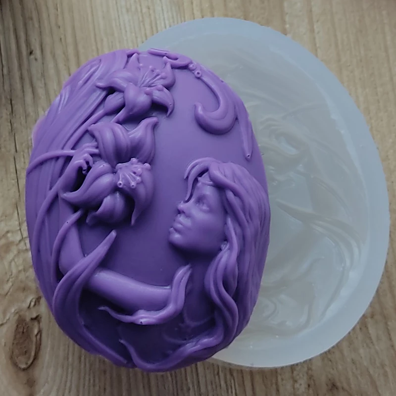 Форма пищевой силикон молд Девушка с цветами |