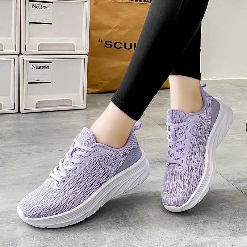 

Спортивные женские кроссовки 2023, Размер 8,5, женские спортивные кроссовки, популярная спортивная дизайнерская роскошная женская обувь для бега 2023, красная теннисная обувь 2023