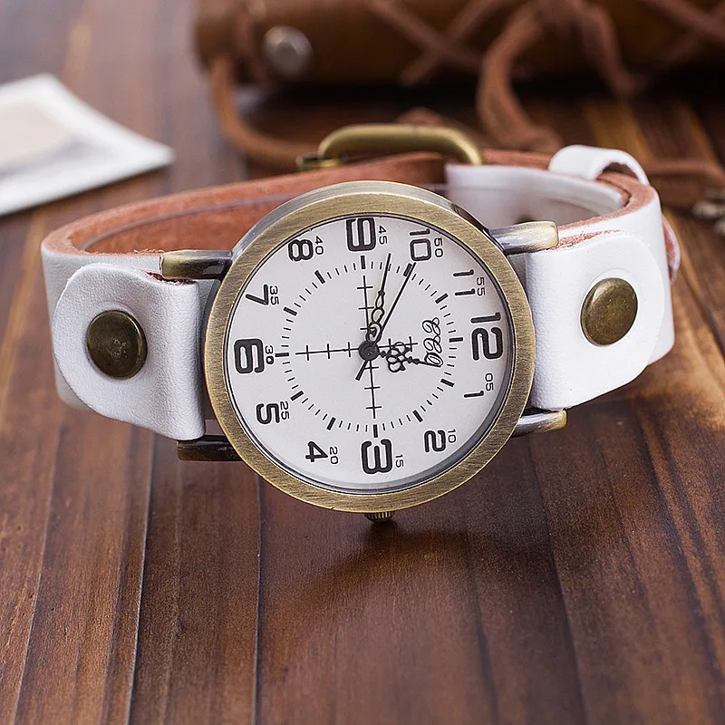

Vintage Leather Bracelet Watch Women Wrist Watches Casual Luxury Quartz Watch Digital Ladies Casual Watch Men's Watch Gift