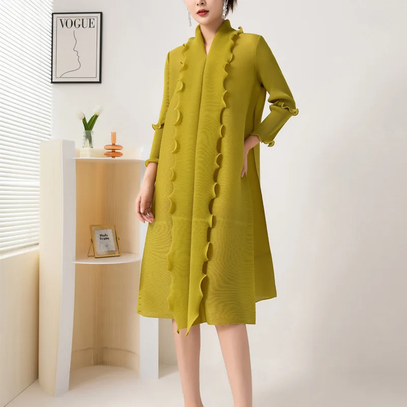 

Fashion Temperament High Collar Wooden Ear Design Sense Midi Dress Pleated Dress for Women 2023 Spring and Autumn New