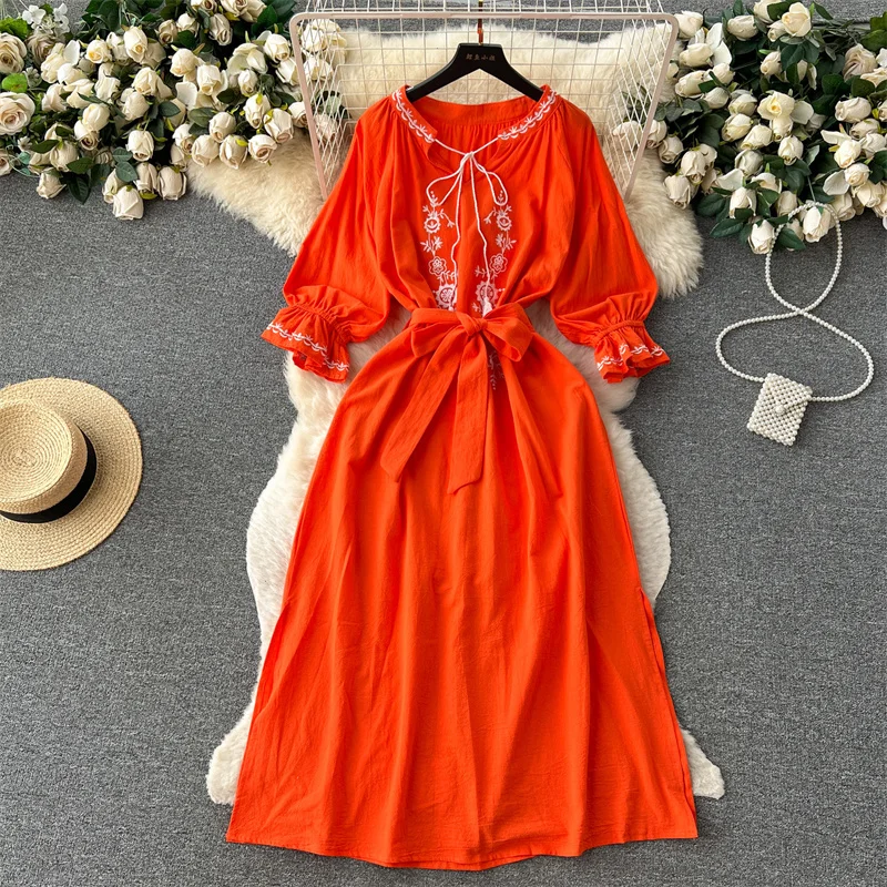 

Mid-length Solid Color Dress Vintage Flower Embroidery With Sashes Round Neck Long Sleeve High Waist Slim A-line Dresses Vestido