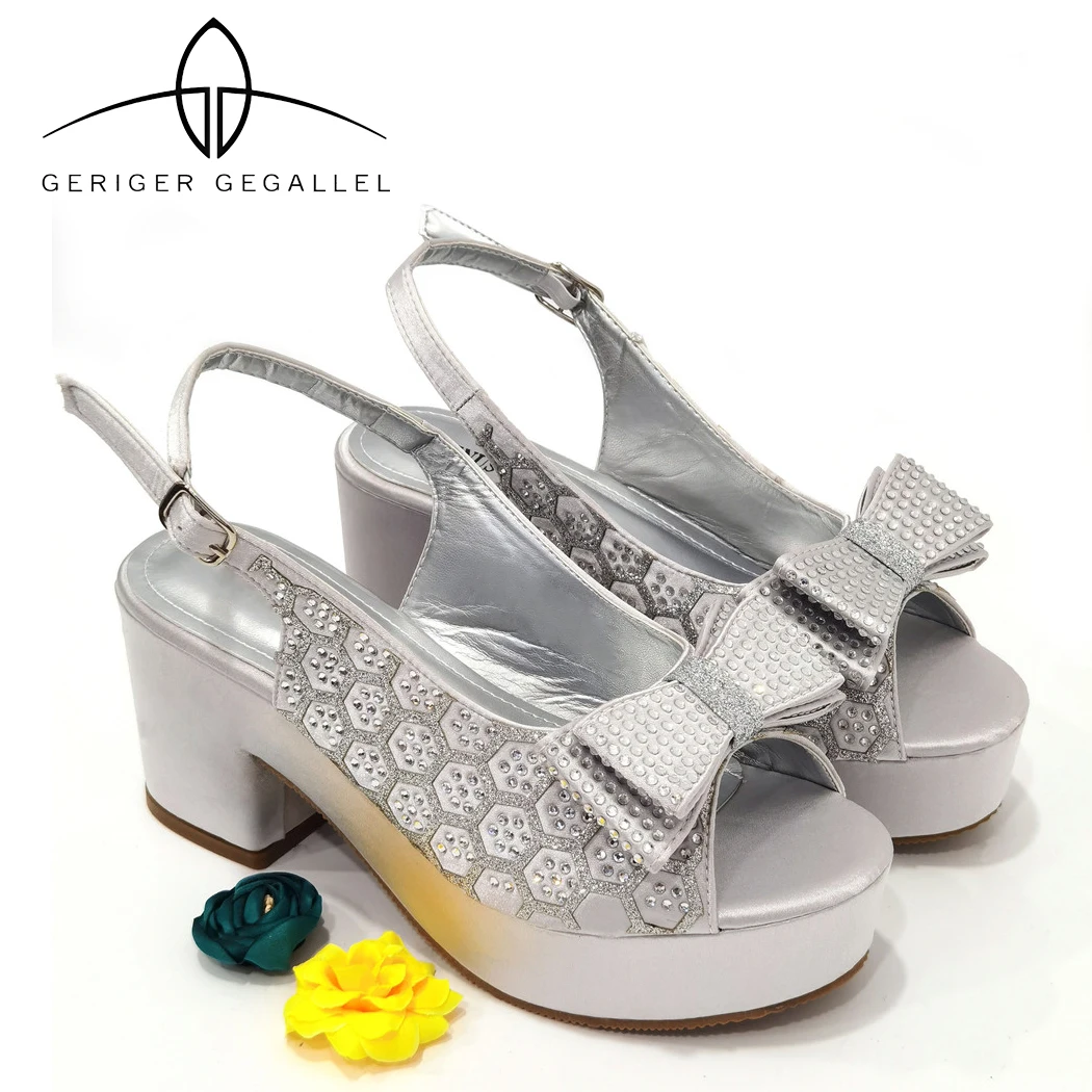 Silver Wed Sandals to Match Dress Fashion Middle Heels for Woman Women Designer Summer Shoe Peep Toe Italian Design Luxury Shoe