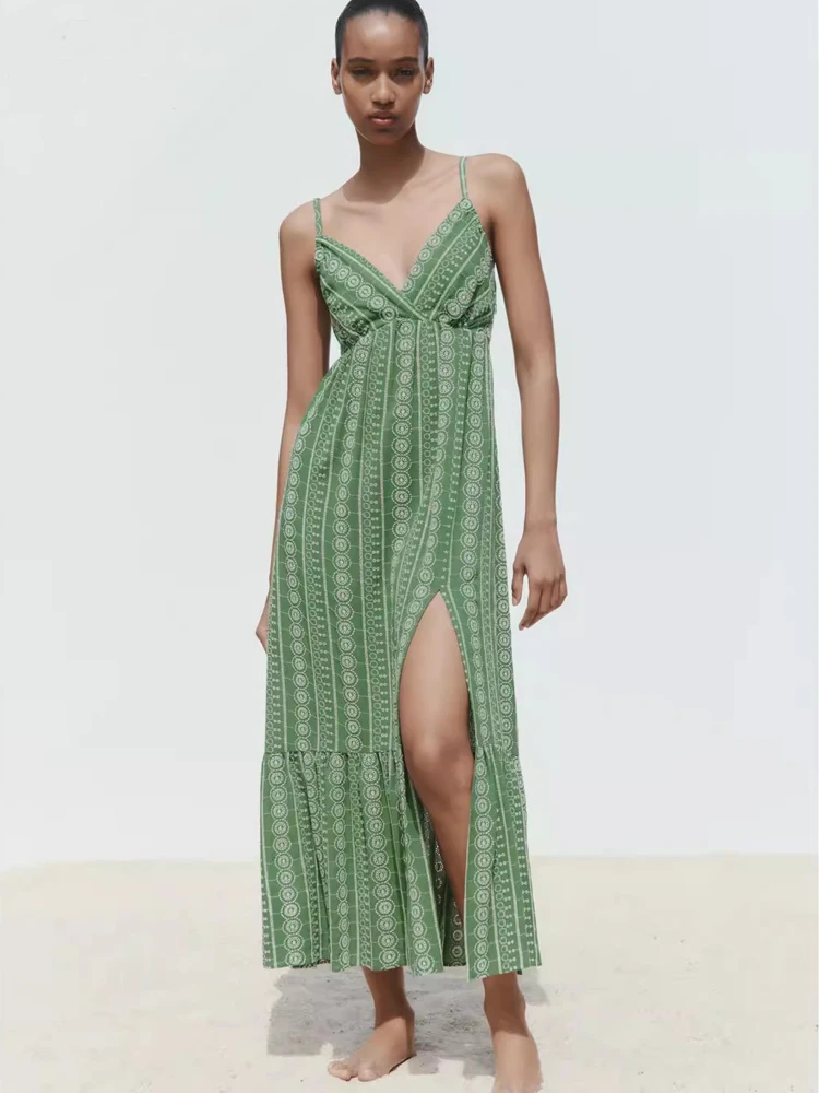 

PB&ZA hollow embroidery MIDI long skirt with shoulder-straps of dewy back dress