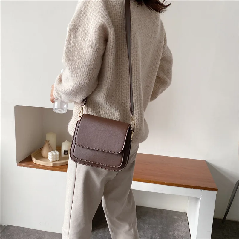 

Простые маленькие квадратные сумки на плечо для женщин, дамская сумочка через плечо из искусственной кожи в Корейском стиле, тоут с широким ...