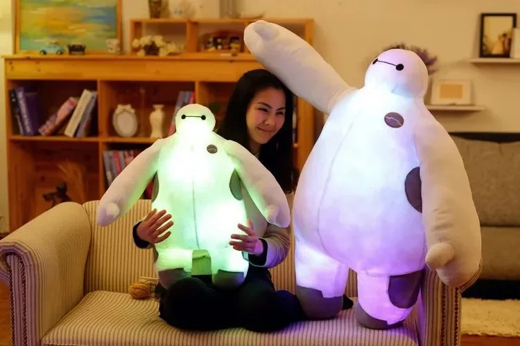 Игрушка плюшевая в виде большого героя 80 см