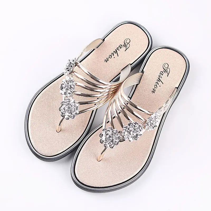 

Women Flip Flops Fashion Summer Slippers Peep Toe Silver Anti Skid Beach Sandals Lady Casual Golden Crystal Summer Home Sandals
