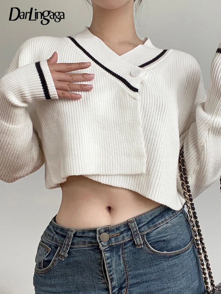 

Женский трикотажный кардиган на пуговицах, в полоску