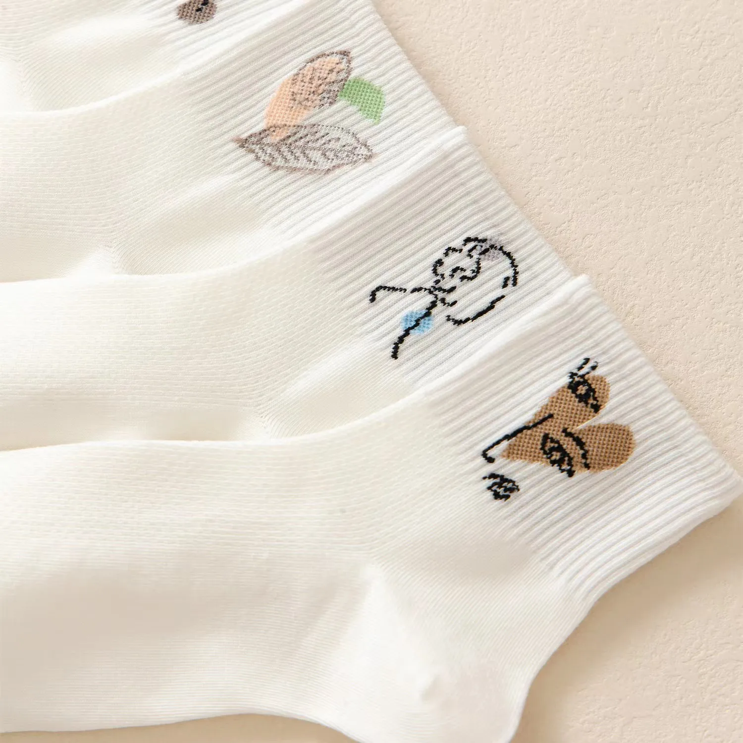 2023 New Spring Summer Elegant Girl Pattern Design Women's Socks Simple White Cotton Middle Sock for Lady Long Sport Sox 10 Pair