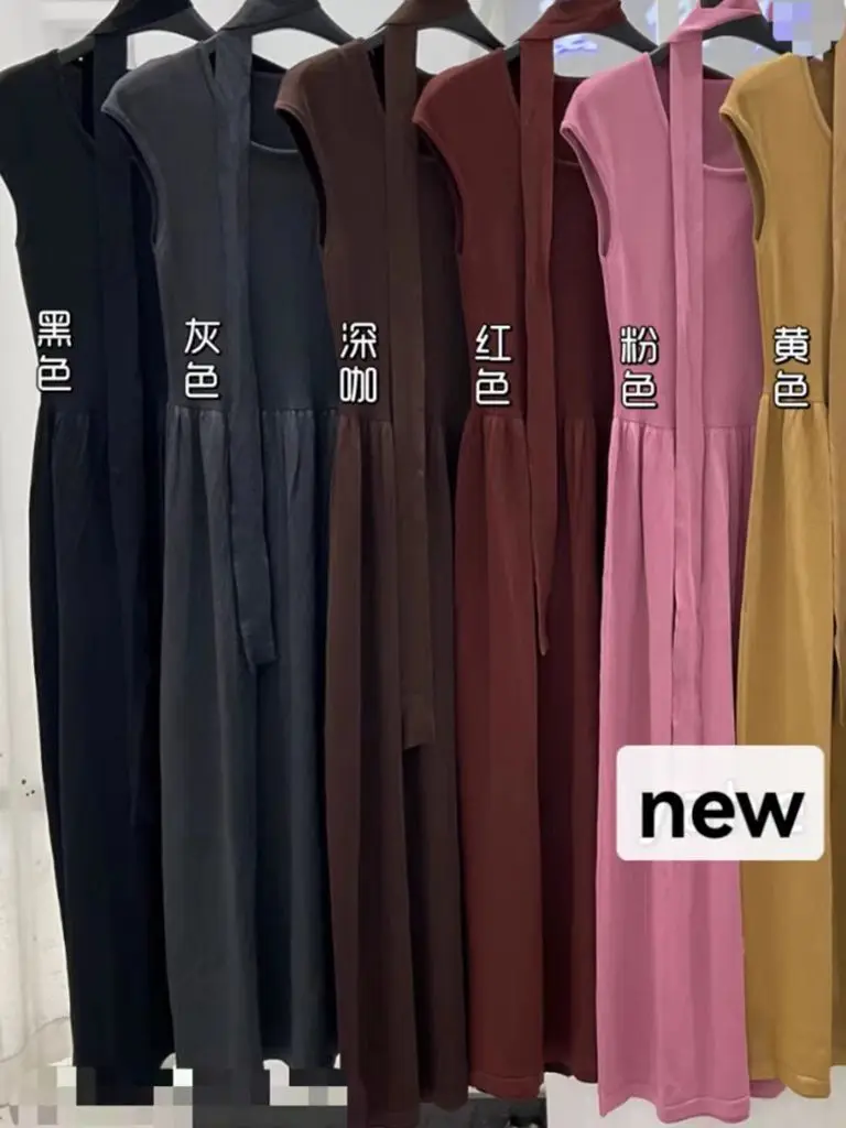 Платье трикотажное женское с квадратным вырезом и воротником-стойкой