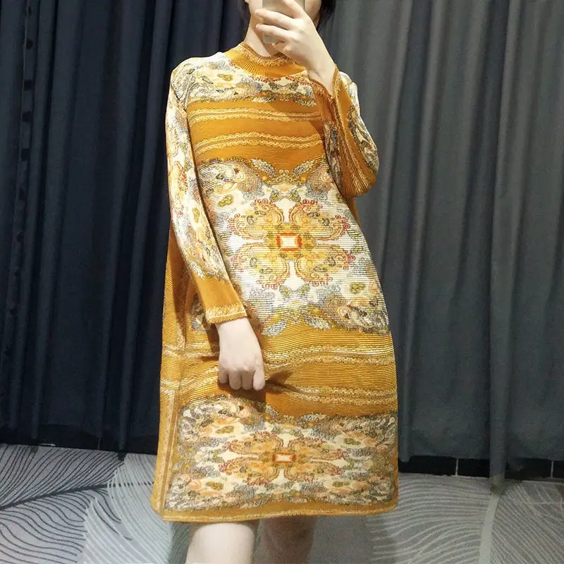 

Dresses for women Retro Palace Qifang Loose Large Skirt 2022 Spring New National Wind Print Winter Wind print pleated dress