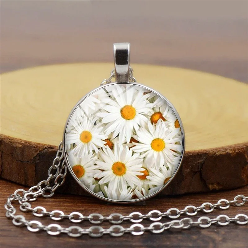 

New white daisy time GEM PENDANT NECKLACE LEATHER CHAIN NECKLACE women fashion jewelry