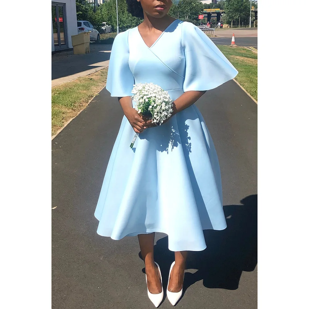 Женское элегантное ТРАПЕЦИЕВИДНОЕ голубое официальное платье средней длины с