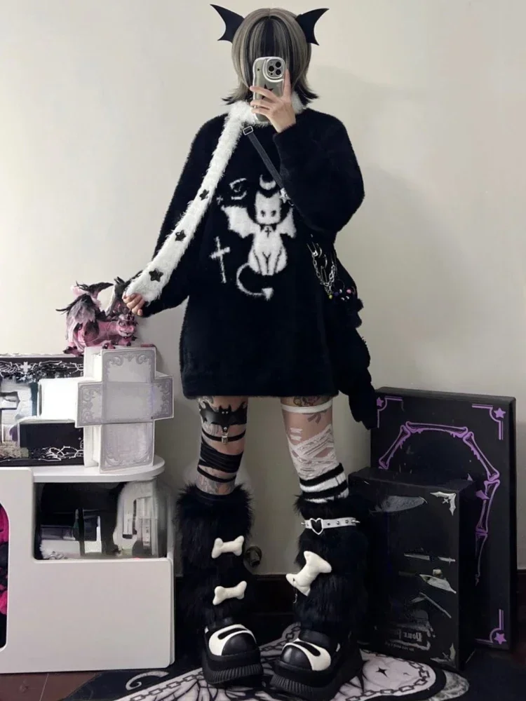 Фото Harajuku готические повседневные вязаные джемперы большого размера в стиле гранж свитер с героями мультфильмов модный трикотаж Y2k эстетический свободный пуловер Balack №3