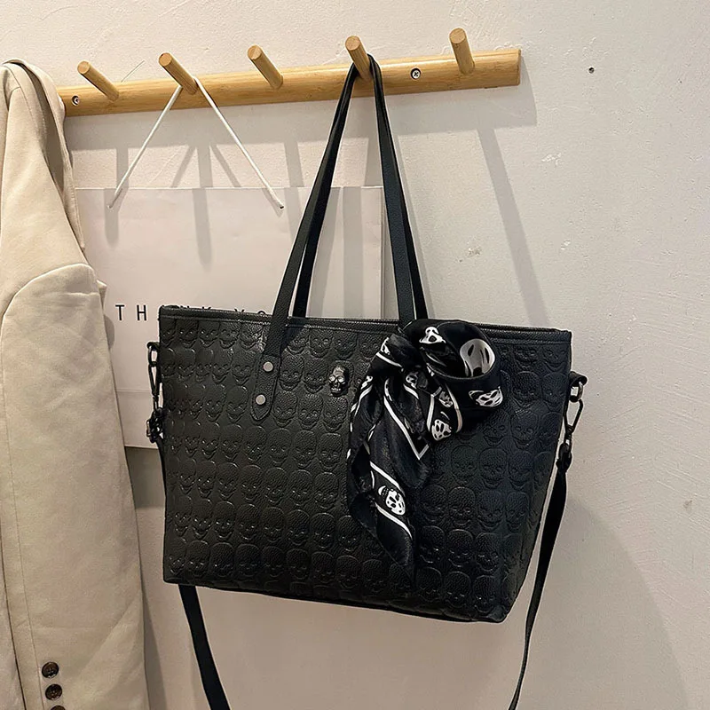 Европейская и американская сумка с заклепками большая принтом черепа шелковый