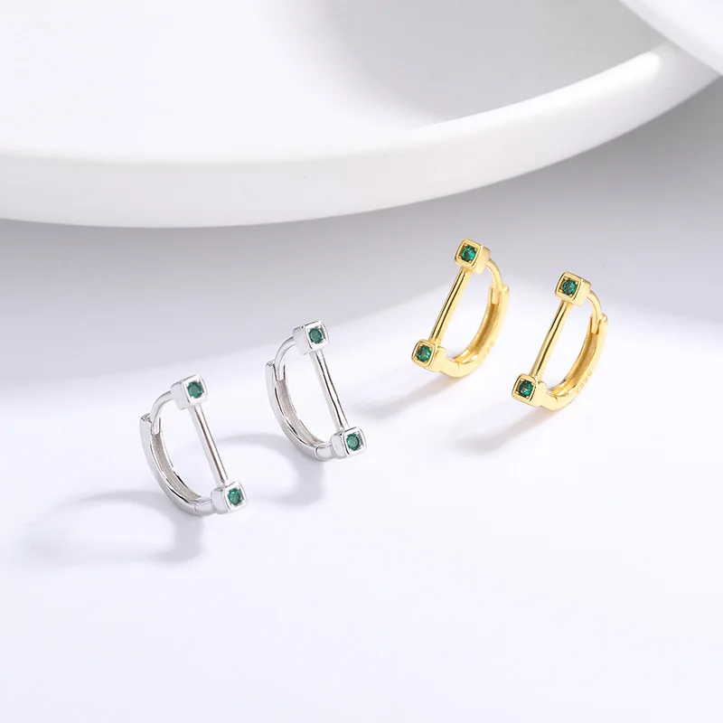 

S925 Sterling Silver Letter D Earrings Women's Pair of Simple and Versatile Earrings with Emerald Zirconia Earrings Earrings