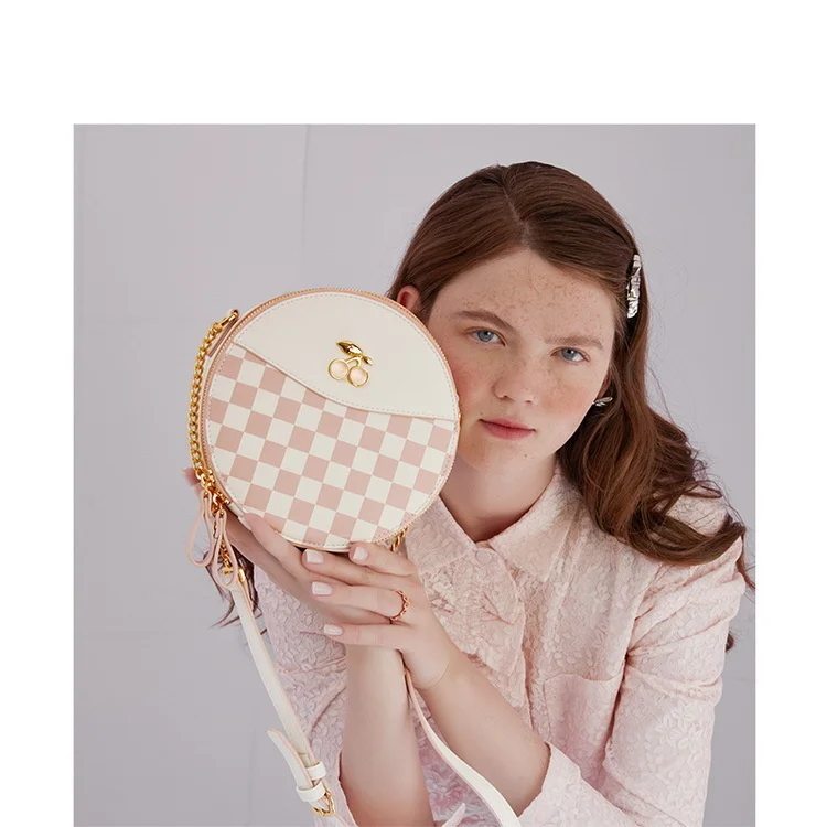 

Роскошная качественная оригинальная брендовая новая классическая маленькая круглая диагональная женская сумка на одно плечо Oushina 2023