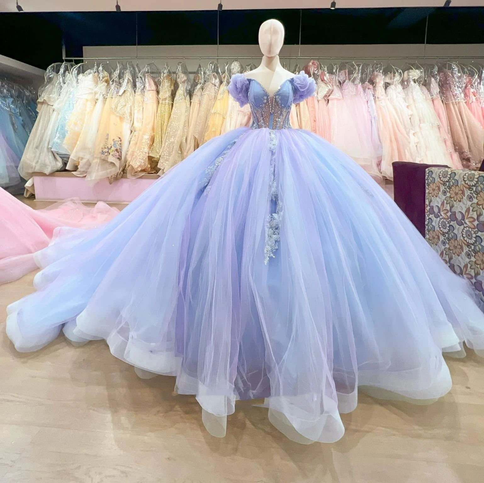 Платье принцессы для девушек 15-16 лет с открытыми плечами