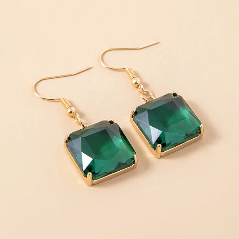 

Princess Cut Emerald Green / Pink Color Crystal Stone Drop Dangle Earrings For Women Banquet Party Jewelry Charming Gift