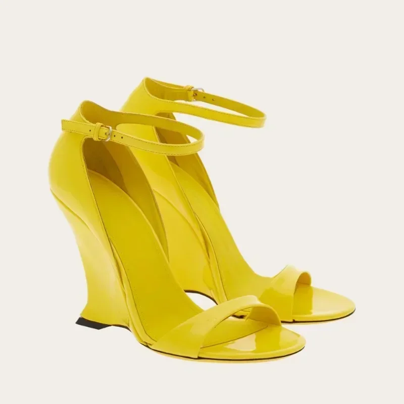 2024 женские модные туфли на каждый день красные свадебные сексуальные сандалии