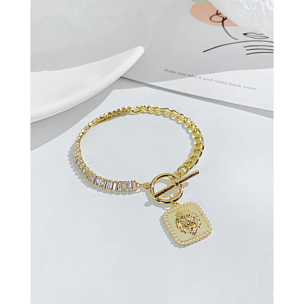 Simple Retro Zirconia Bracelet Square Brand OT Buckle Design Bracelet Women