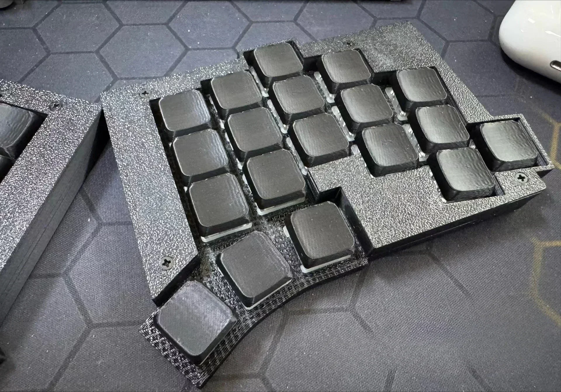 TOTEM 38 клавиш gateron 2.0 Low Axis SplitKeyboard Пользовательская Bluetooth/проводная клавиатура Tpye-c