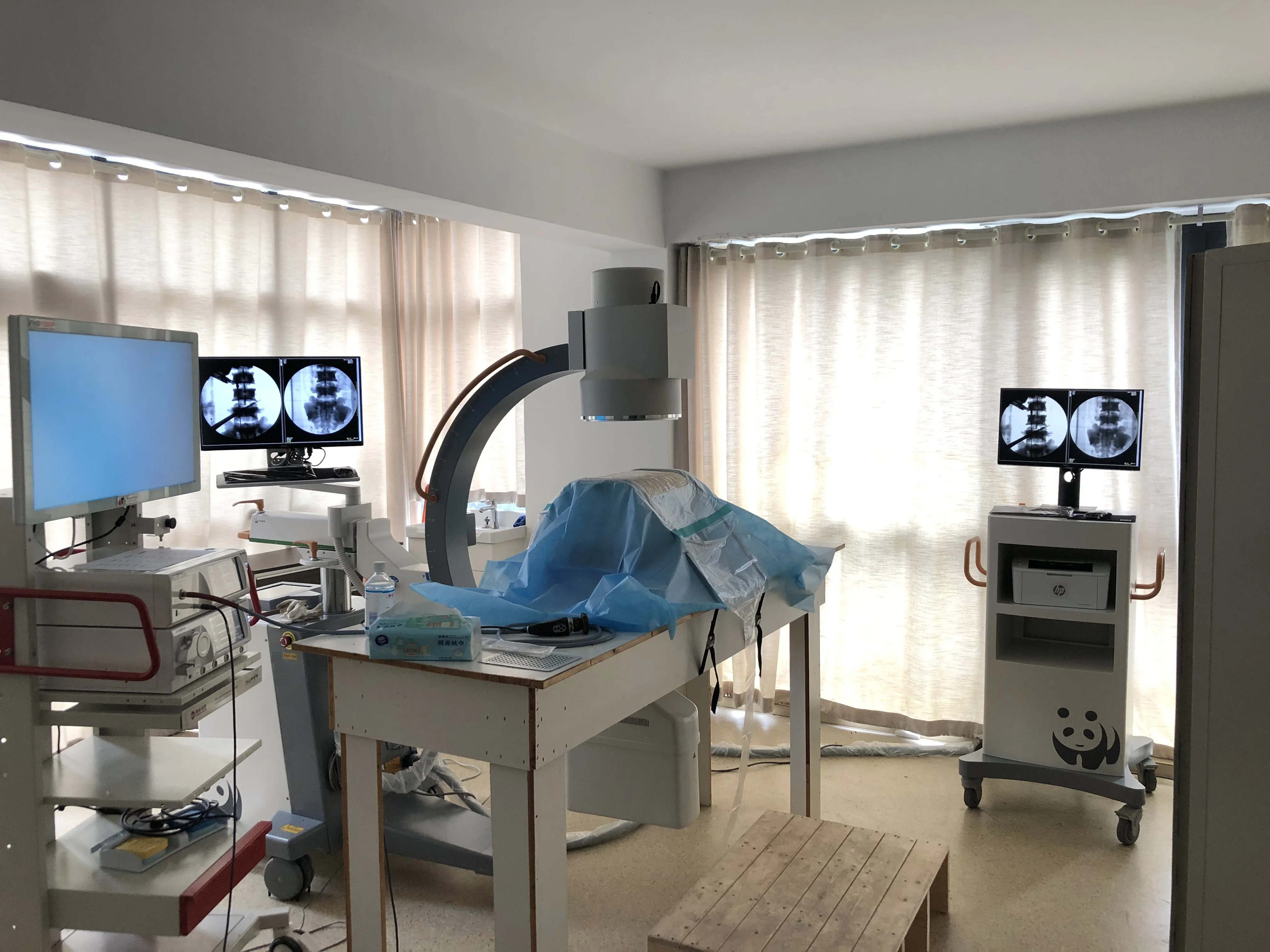 Рисунок 2 - Высокочастотная Мобильная система C-arm