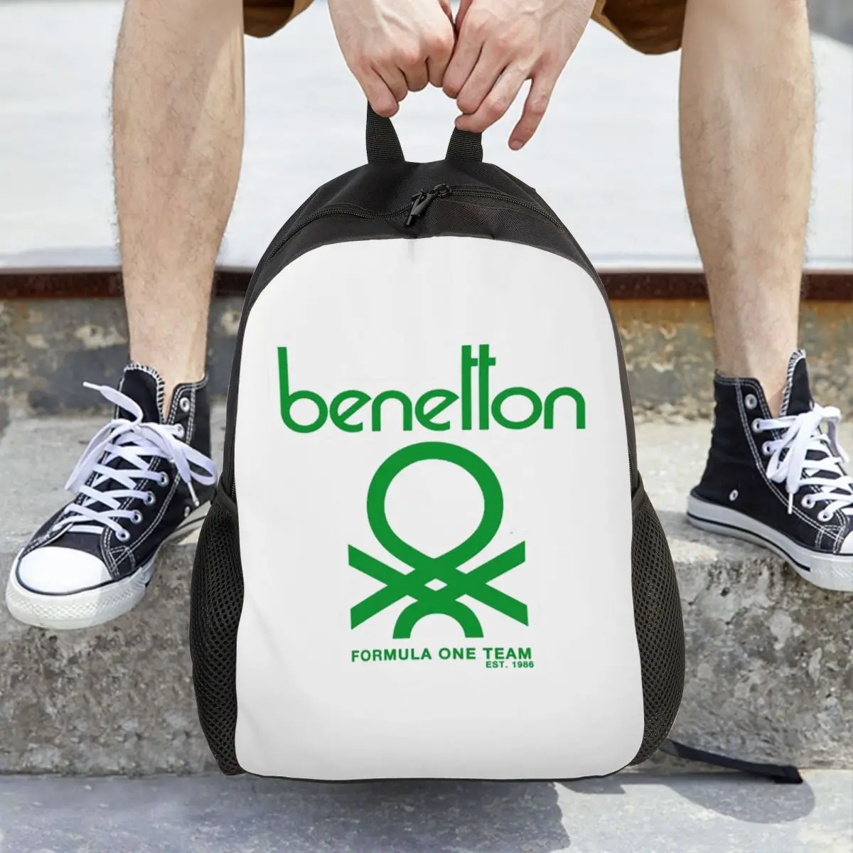 Фото Рюкзак Benetton, вместительный, для детей, школьный, на плечо, для мужчин и женщин №1