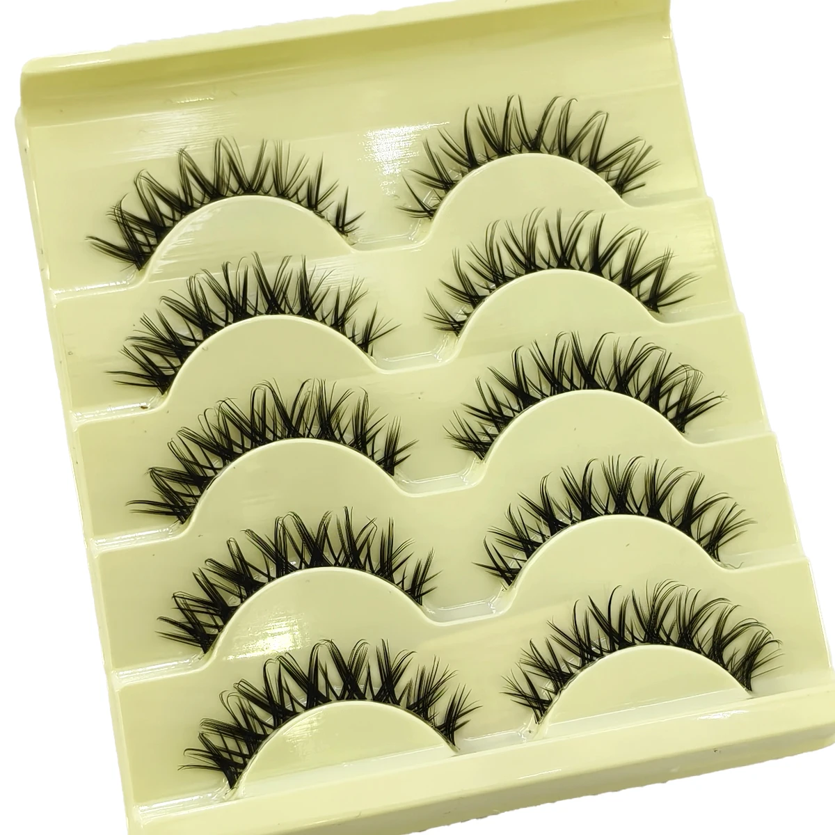 Фото HBZGTLAD 5 пар накладных ресниц Manga Lashes с прозрачной основой, натуральные, 6D, азиатские, пушистые, 3D, с эффектом пучков №1