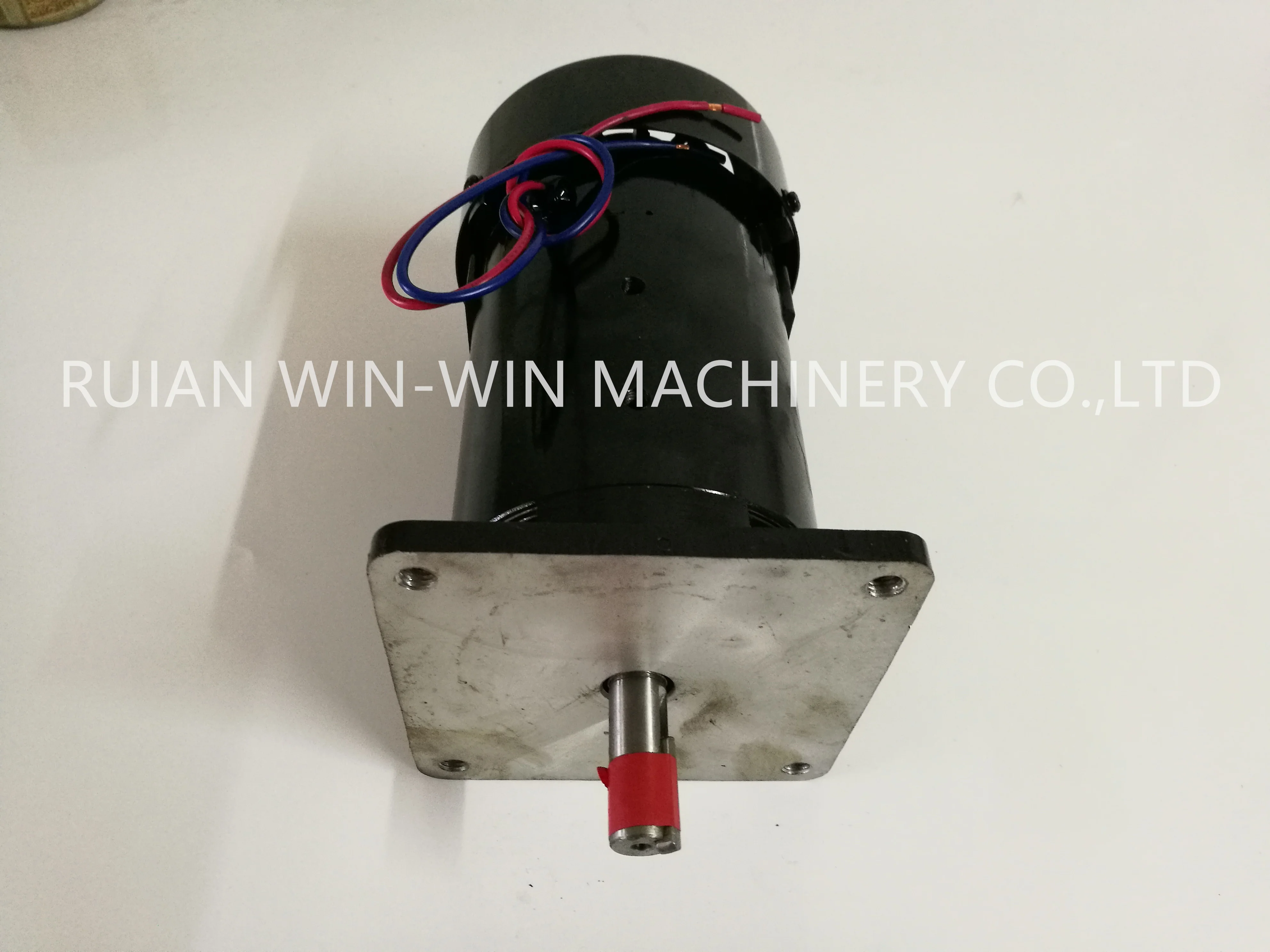 

Фотоаппарат вертикального типа с постоянным магнитом, 150 Вт, 220 В, об/мин