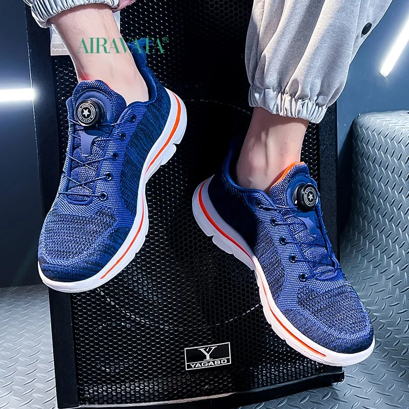 New 2022 Men Comfortable Athletic Training Footwear Running Shoes Breathable Outdoor Sports Shoes Lightweight Sneakers For